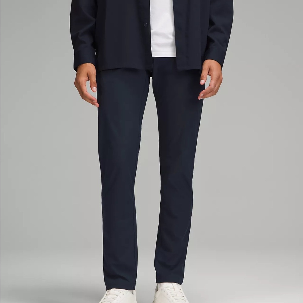 Lululemon Commissioner Pant - Classic Fit (30” L)